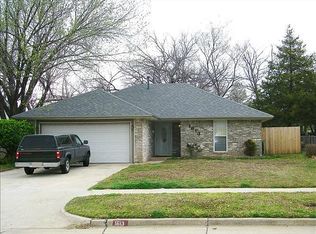 1613 Sunrise St, Norman, OK 73071