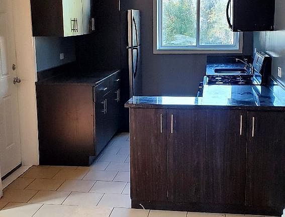 5th image of 7628 S Drexel Ave #D