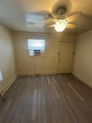 8635 Green St — Photo 2