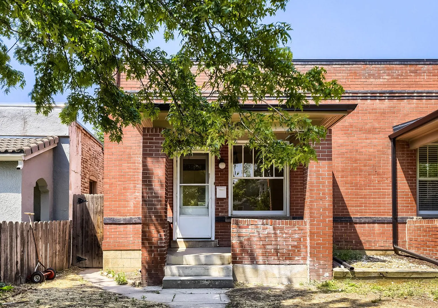 Location Location! Brick Townhome Located In The Highly Desirable Wash Park West Neighborhood! — Photo 1