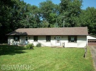874 Pleasant Rdg #B, Quincy, MI 49082