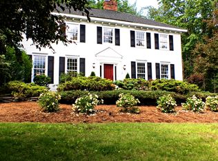 5 Fairfield Dr, Voorheesville, NY 12186