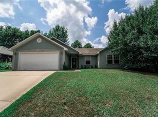 1799 N Hunters Rdg, Fayetteville, AR 72701