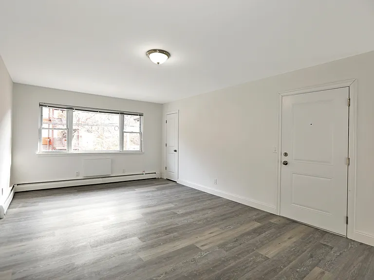 570 Fairview Ave #2 — Photo 6