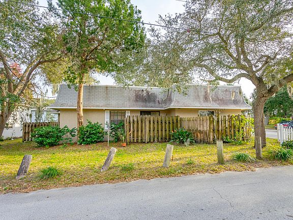 5th image of 1119 Martha Dr