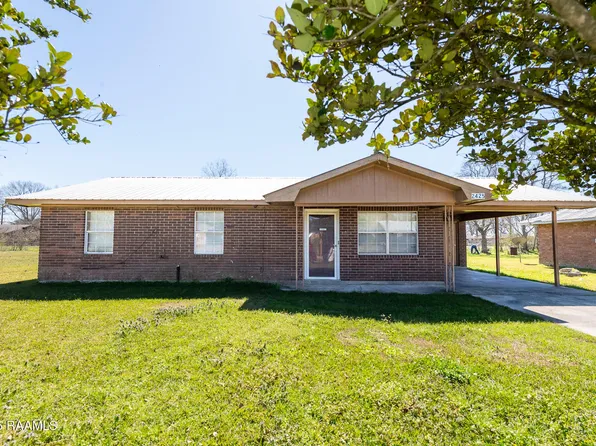2425 4th St, Ville Platte, LA 70586