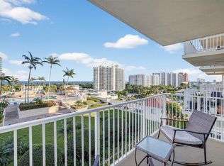 3020 NE 32nd Ave APT 819, Fort Lauderdale, FL 33308