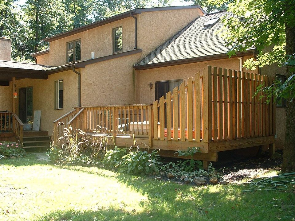 2nd image of 3648 Marian Dr