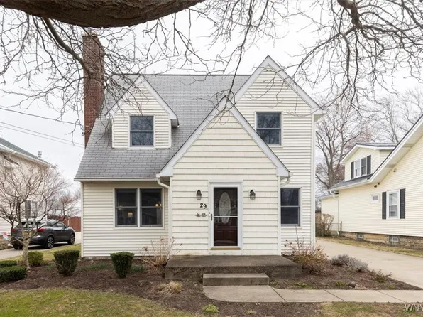 29 Victory Ave, Hamburg, NY 14075