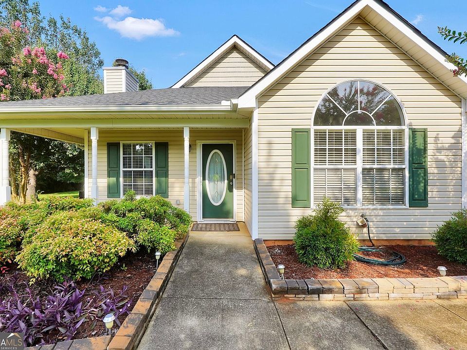1st image of 1130 Larkspur Dr