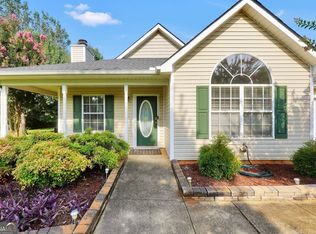 1130 Larkspur Dr, Locust Grove, GA 30248