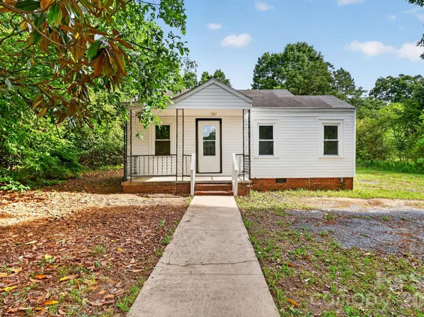1121 Lundix St, Albemarle, NC 28001