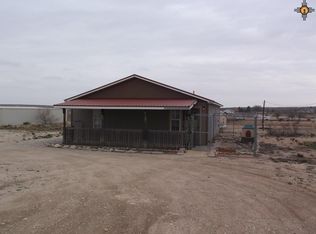 12 Vincent Rd, Carlsbad, NM 88220
