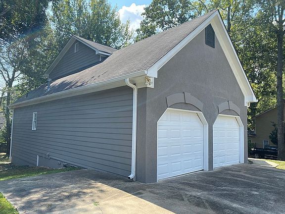 5th image of 4183 Arapaho Dr