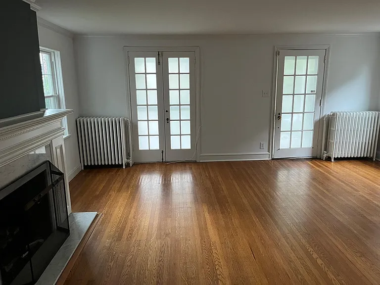 2910 Morris Rd — Photo 2