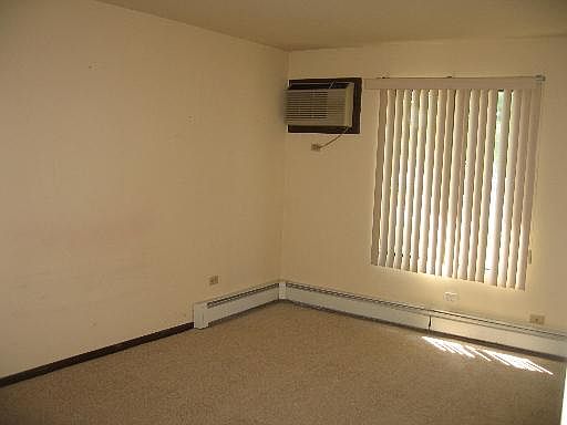 3rd image of 13 W Timber Ln #1