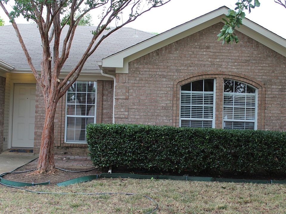 1st image of 3004 Dove Valley Ln