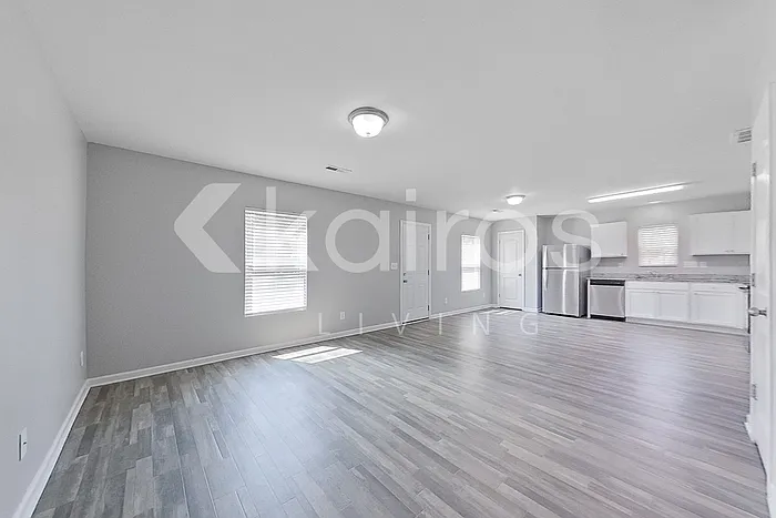 314 Wendover Dr — Photo 4
