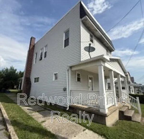 901 N 4th Ave #1 — Photo 2