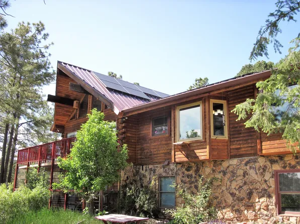 187 Skyland Blvd, Tijeras, NM 87059