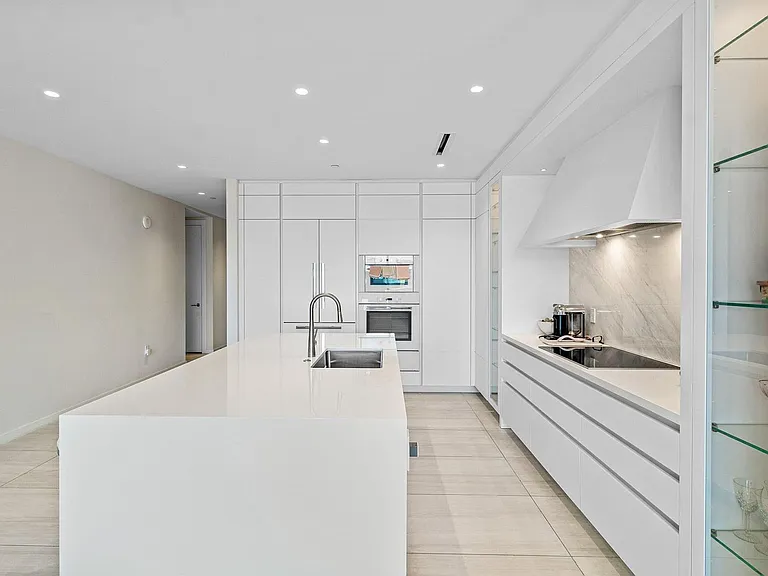 200 SE Mizner Blvd #810 — Photo 12