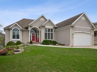 2700 Lexington Dr, Norwalk, IA 50211