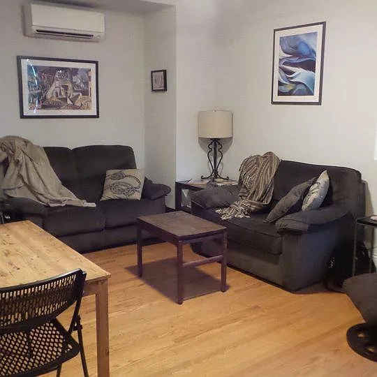 3 bed, 1350 sqft, $2,150 — Photo 3