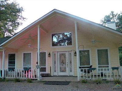 160 Pagosa Ln, Holly Lake Ranch, TX, 75765