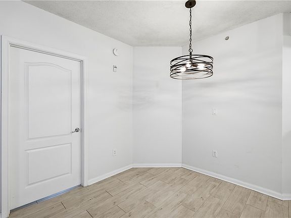 3rd image of 5090 Fairways Cir APT H107