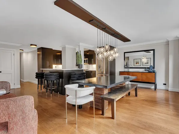 333 East 34th Street 4DE image 3 of 24