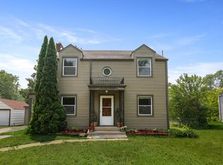 40 Deerpath Rd, Merrillville, IN 46410