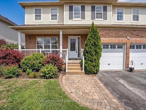3rd image of 38 Truax Cres