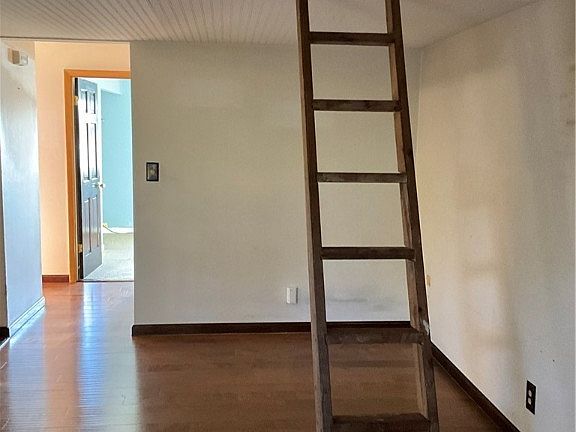 4th image of 2477 Warren Pkwy APT 8