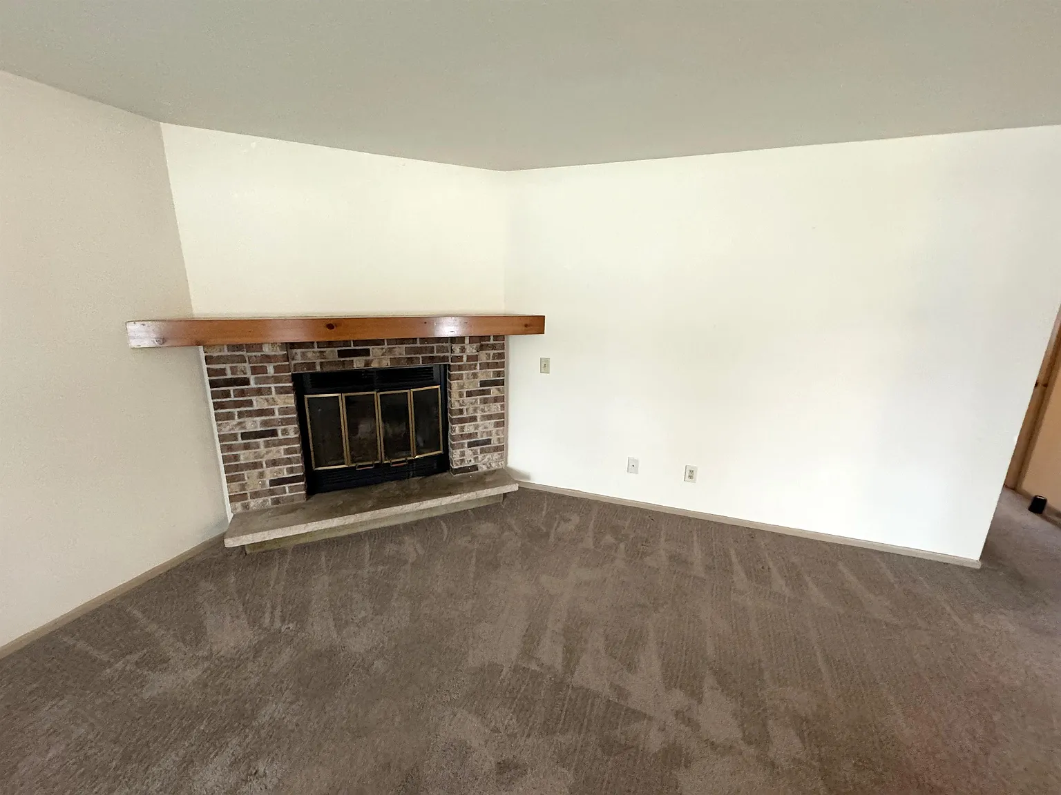 RM 6740 Jacobs Way - 2 — Photo 2