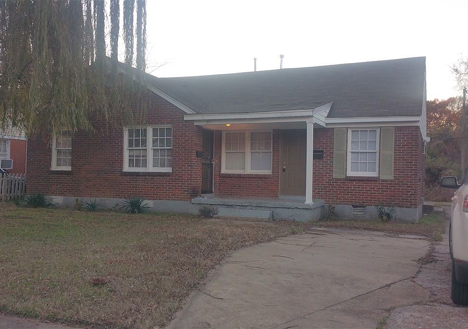1st image of 89 Eastview Dr