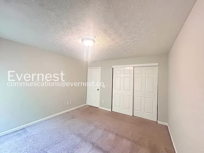 6621 Waterton Ave SW — Photo 11