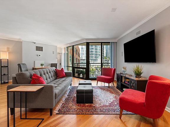 5th image of 480 N McClurg Ct APT 1109