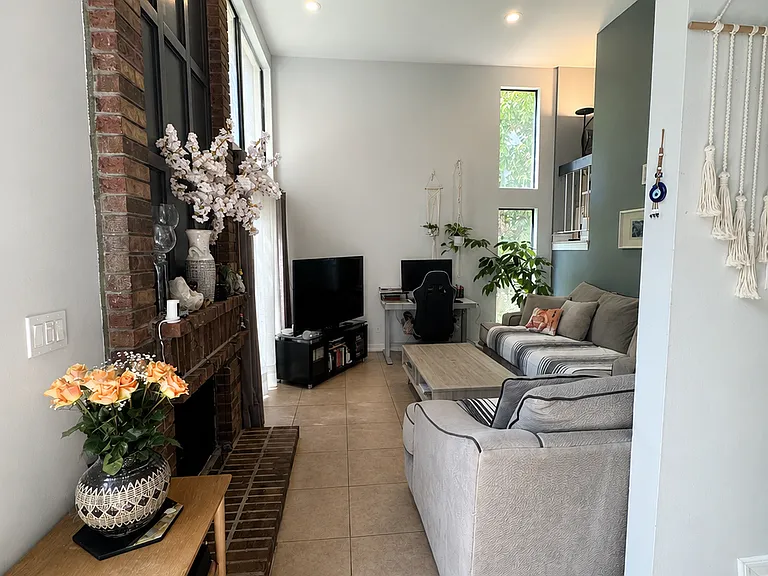 26303 W Plata Ln — Photo 6