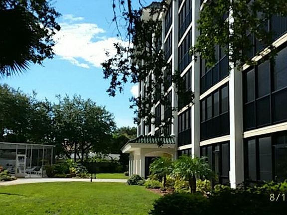 3rd image of 512 W Venice Ave APT 605