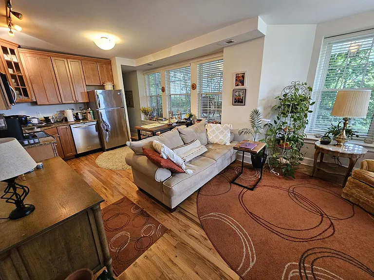 1326 River Rd #2 — Photo 4