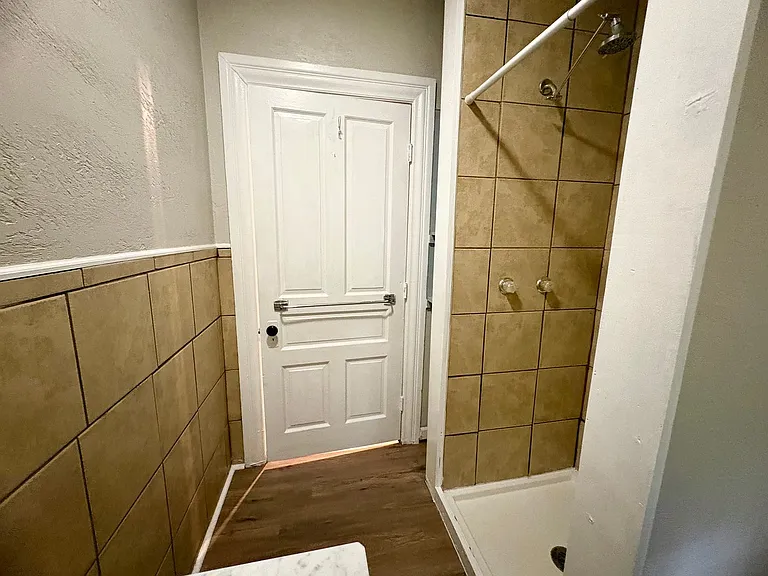57-63 Ann Street — Photo 11
