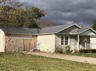 604 S Vernon St, Nappanee, IN 46550