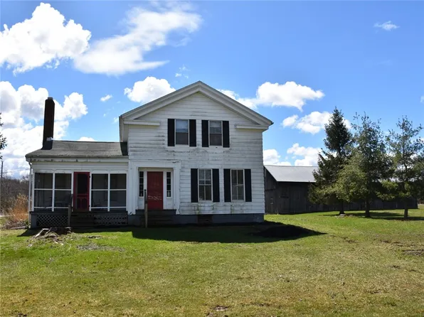 5161 Carpenter Rd, Conneautville, PA 16406
