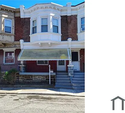 3 bed, 884 sqft, $1,800 — Photo 2