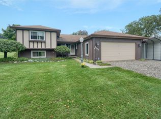 1351 School Rd, Rochester Hills, MI 48307