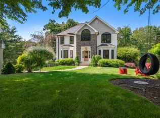 25 Riverfront Dr, Amesbury, MA 01913