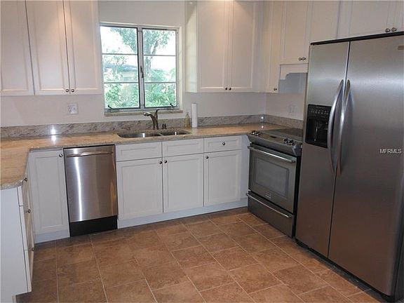 4th image of 1645 Paloma Ln