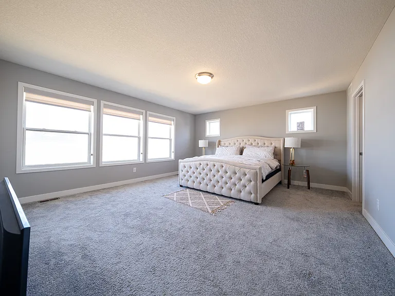 8380 Abercrombie Ln — Photo 16