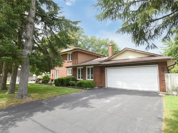 24 Shaw St, Haldimand County, ON N3W 1K2