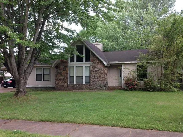 5717 Crievewood Dr, Memphis, TN 38135